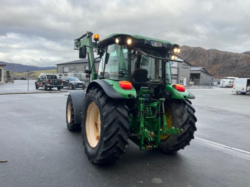 John Deere 5085M