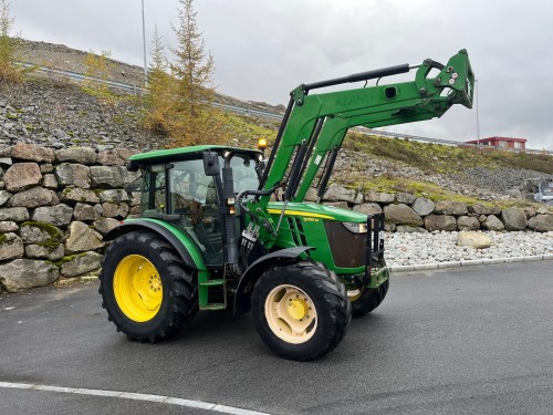 John Deere 5085M