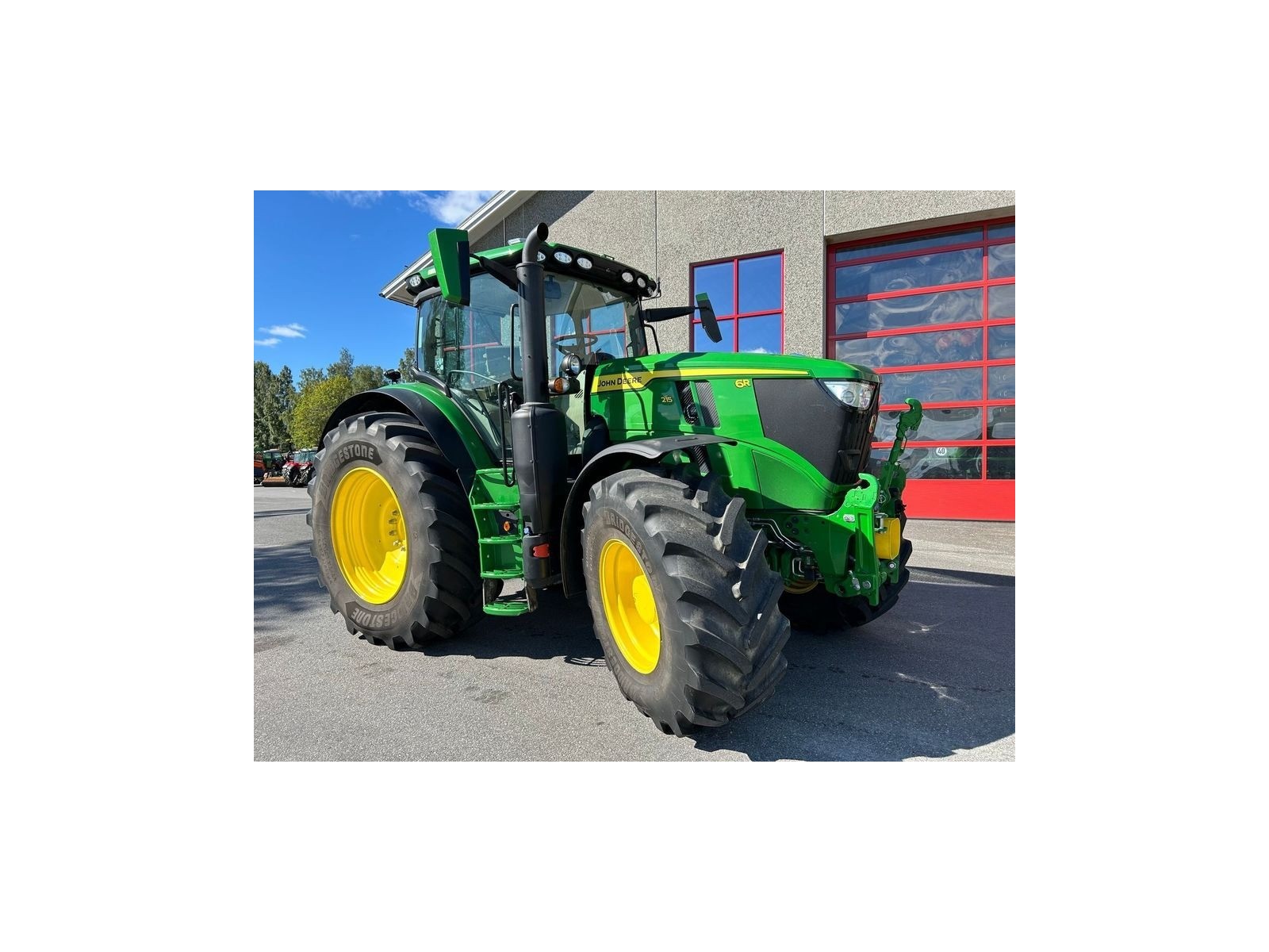 John Deere 6R 215