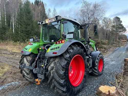 Fendt 724 Gen6 Profi+