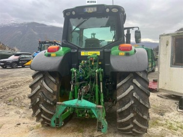 John Deere 6120M