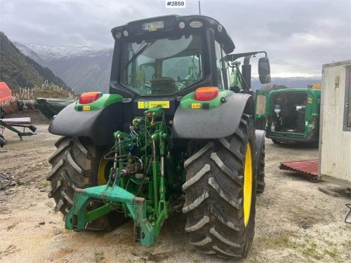 John Deere 6120M