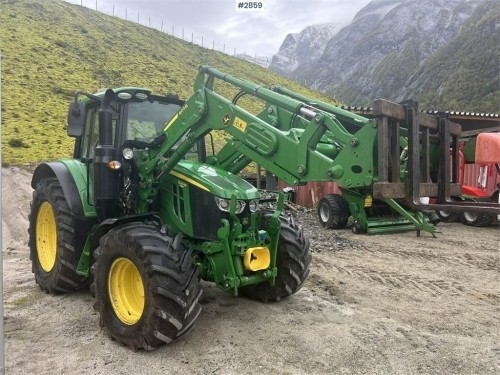 John Deere 6120M