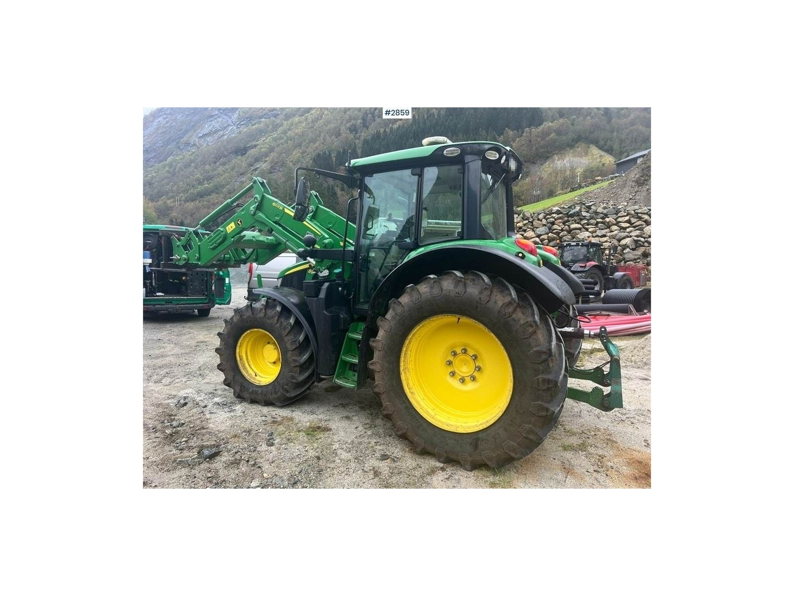 John Deere 6120M