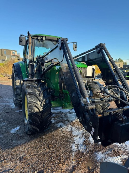 John Deere 6620