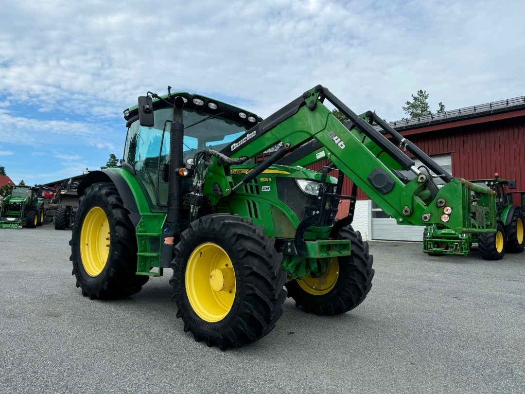 John Deere 6125R