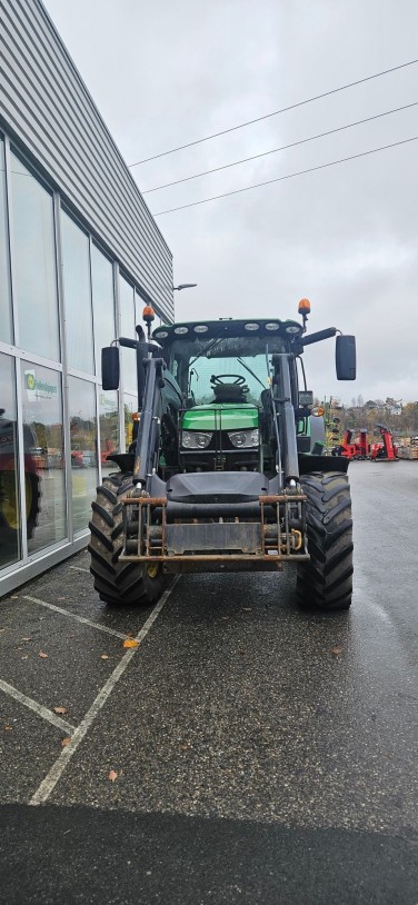 John Deere 6130R