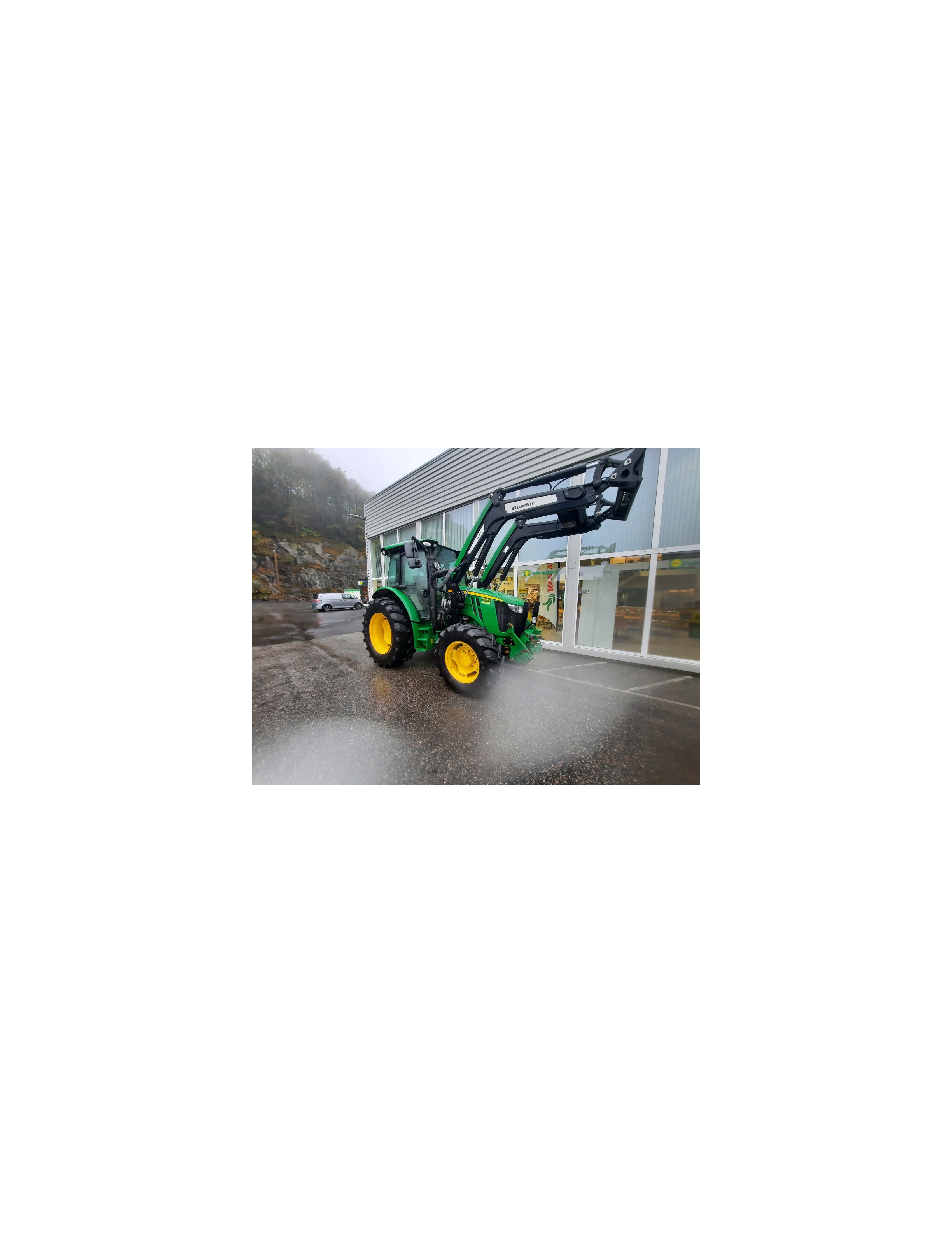 John Deere 5100R