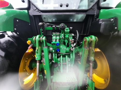 John Deere 5100R