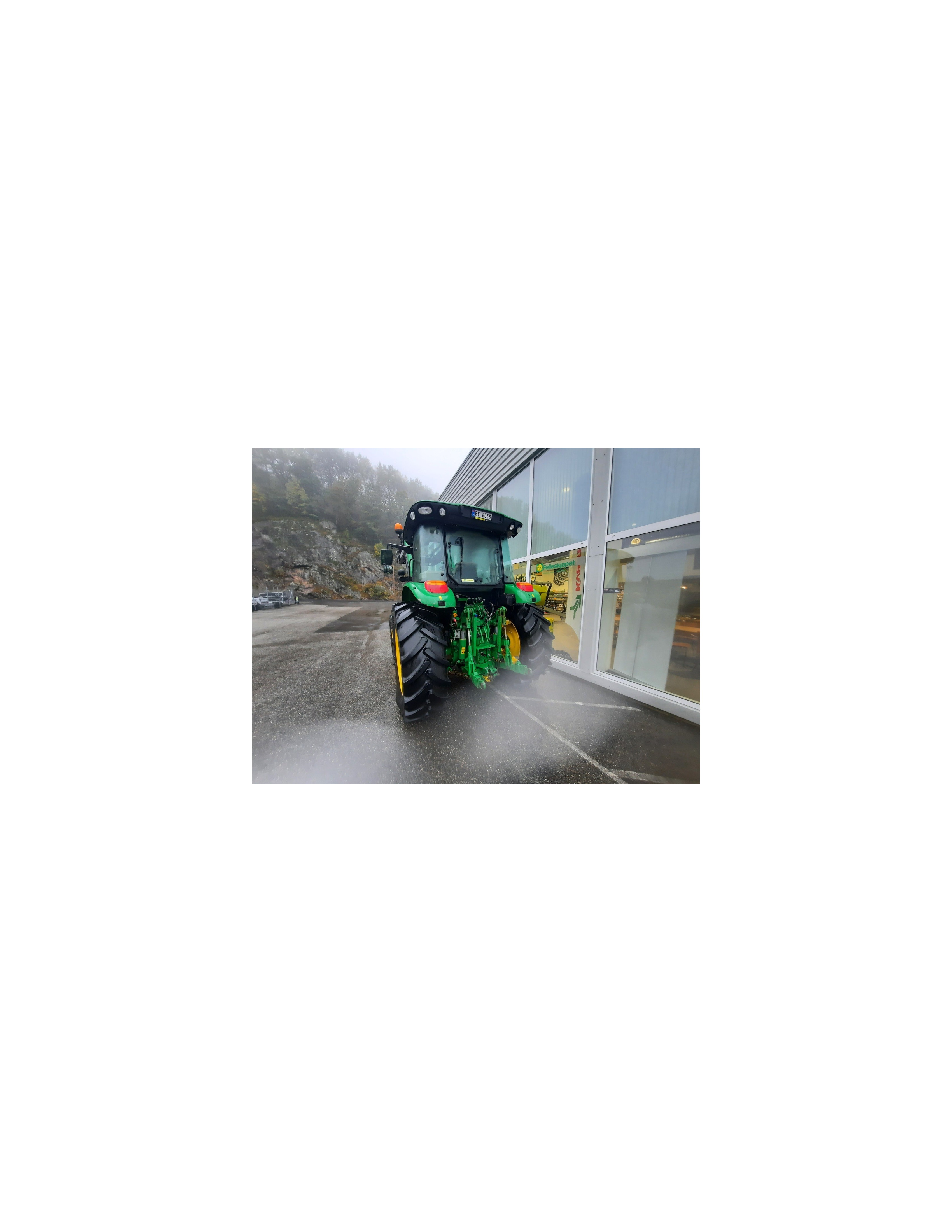 John Deere 5100R