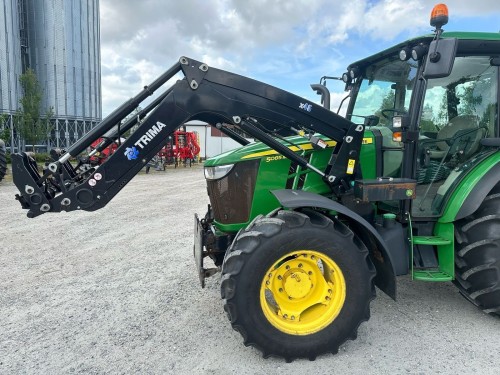 John Deere 5085M