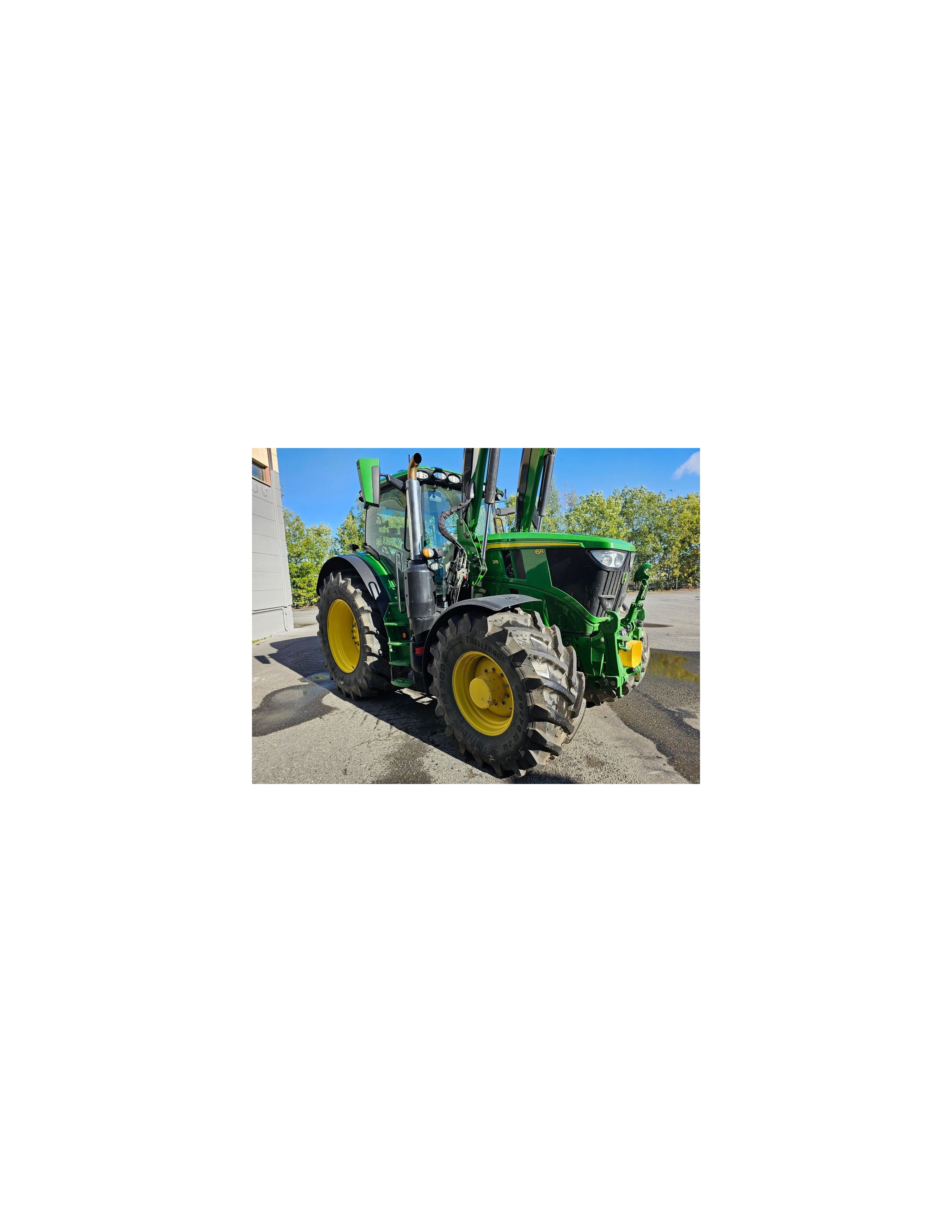 John Deere 6R215