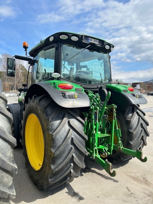 John Deere 6130R