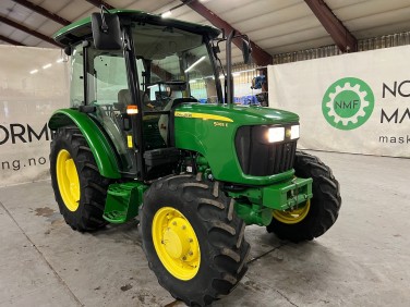 John Deere 5065E