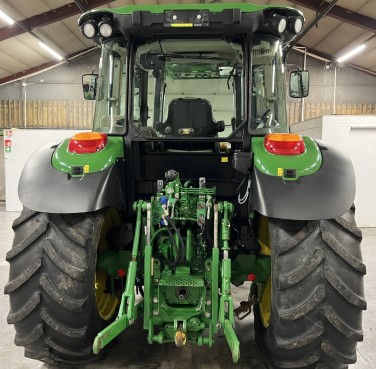 John Deere 6110 MC