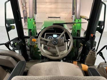 John Deere 6110 MC