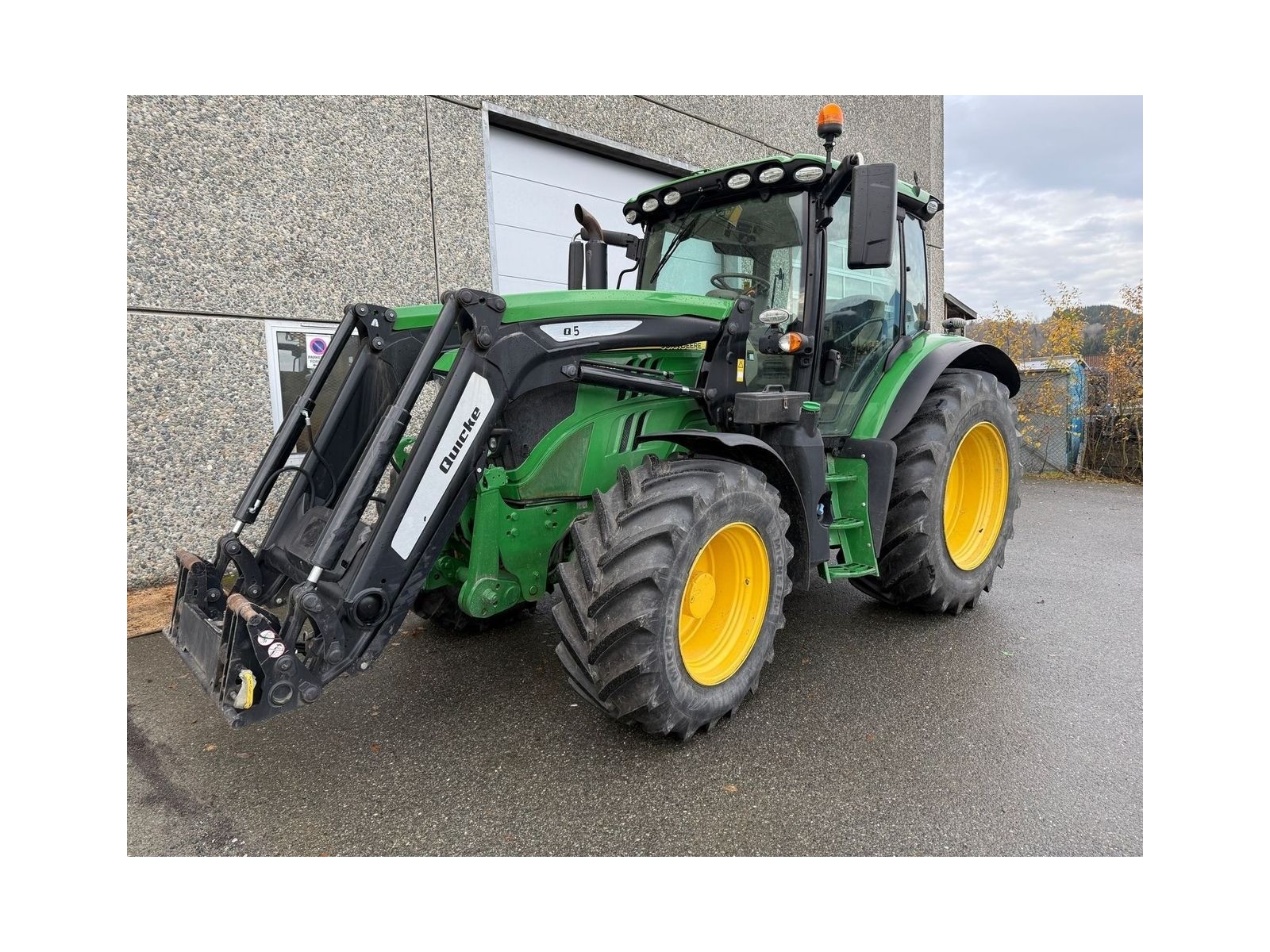 John Deere 6130R