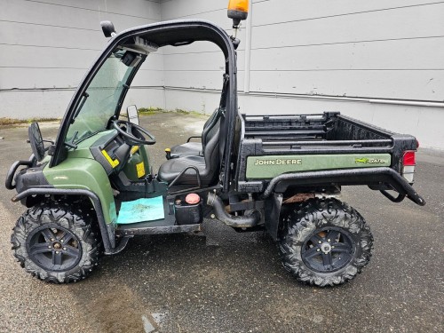 John Deere GATOR XUV 855D