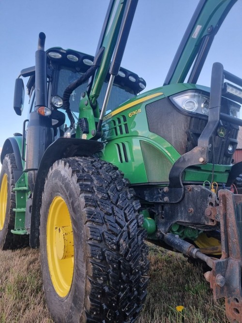 John Deere 6130R