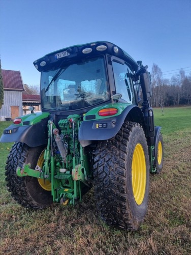 John Deere 6130R