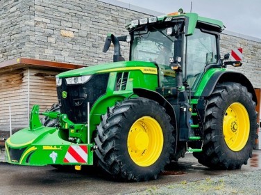 John Deere 7R 330