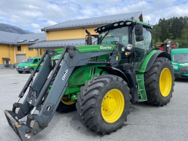 John Deere 6155R