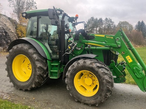 John Deere 5100r