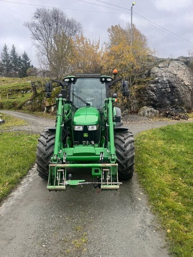 John Deere 5100r