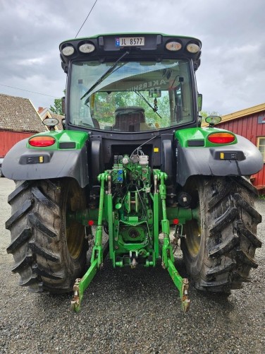 John Deere 6125R