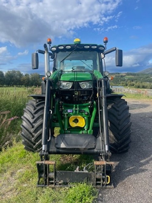 John Deere 6130R