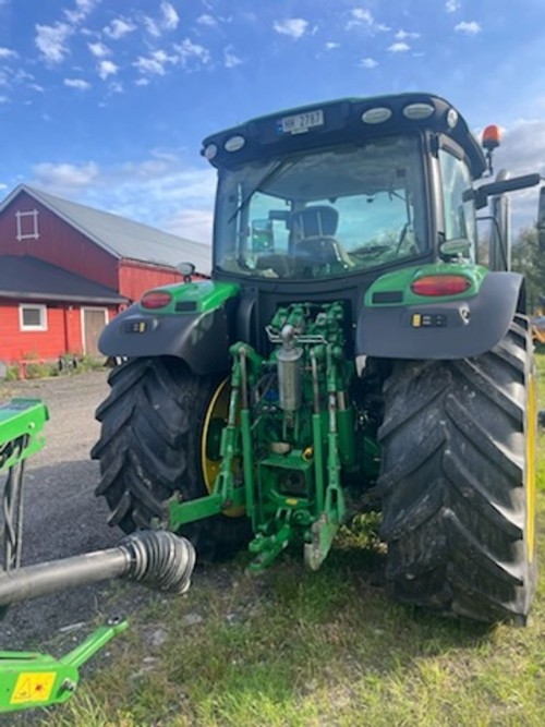 John Deere 6130R