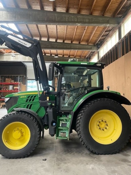 John Deere 6130R