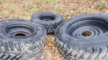 John Deere Tri2 650/65R42