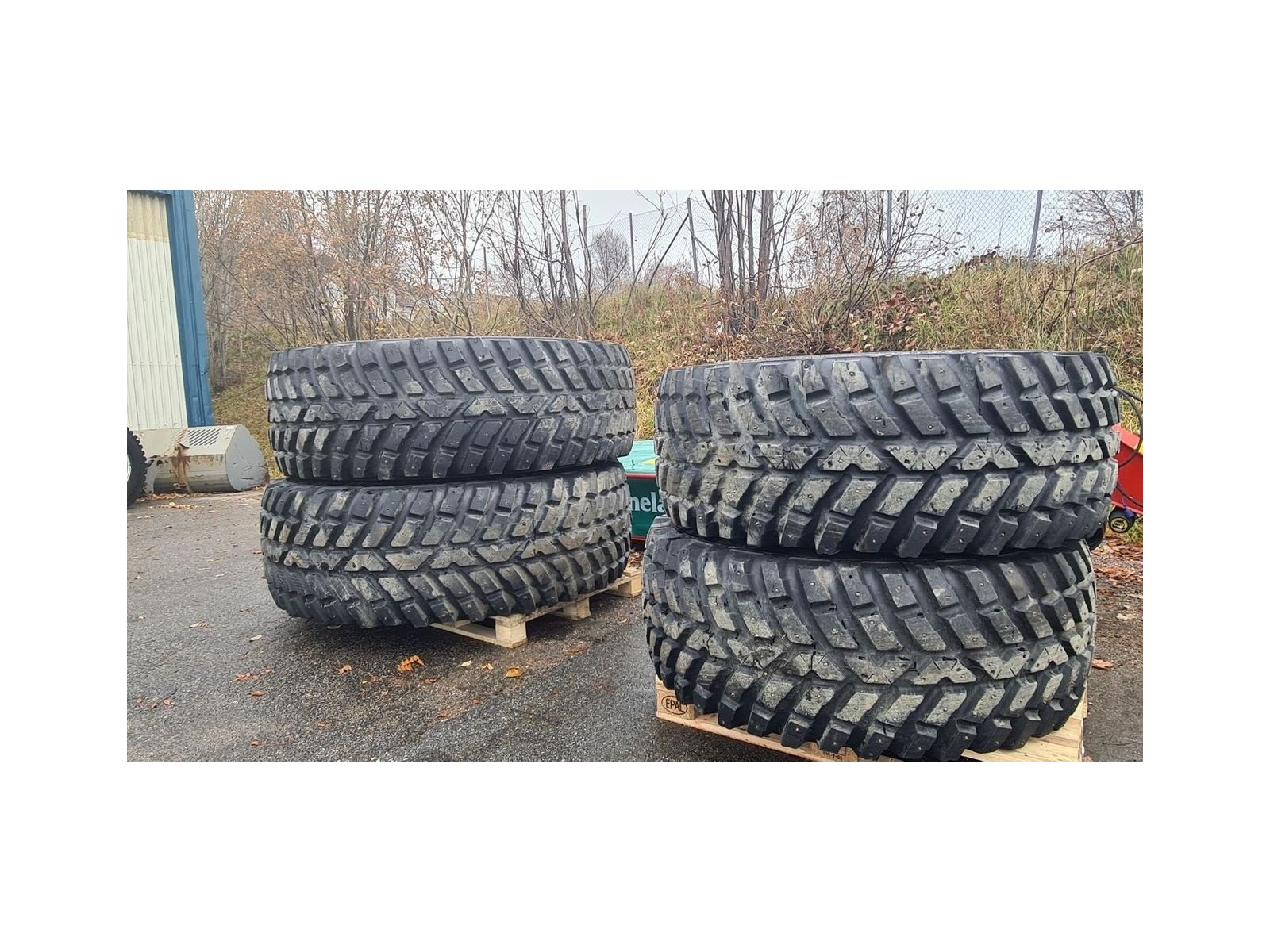 John Deere Tri2 650/65R42