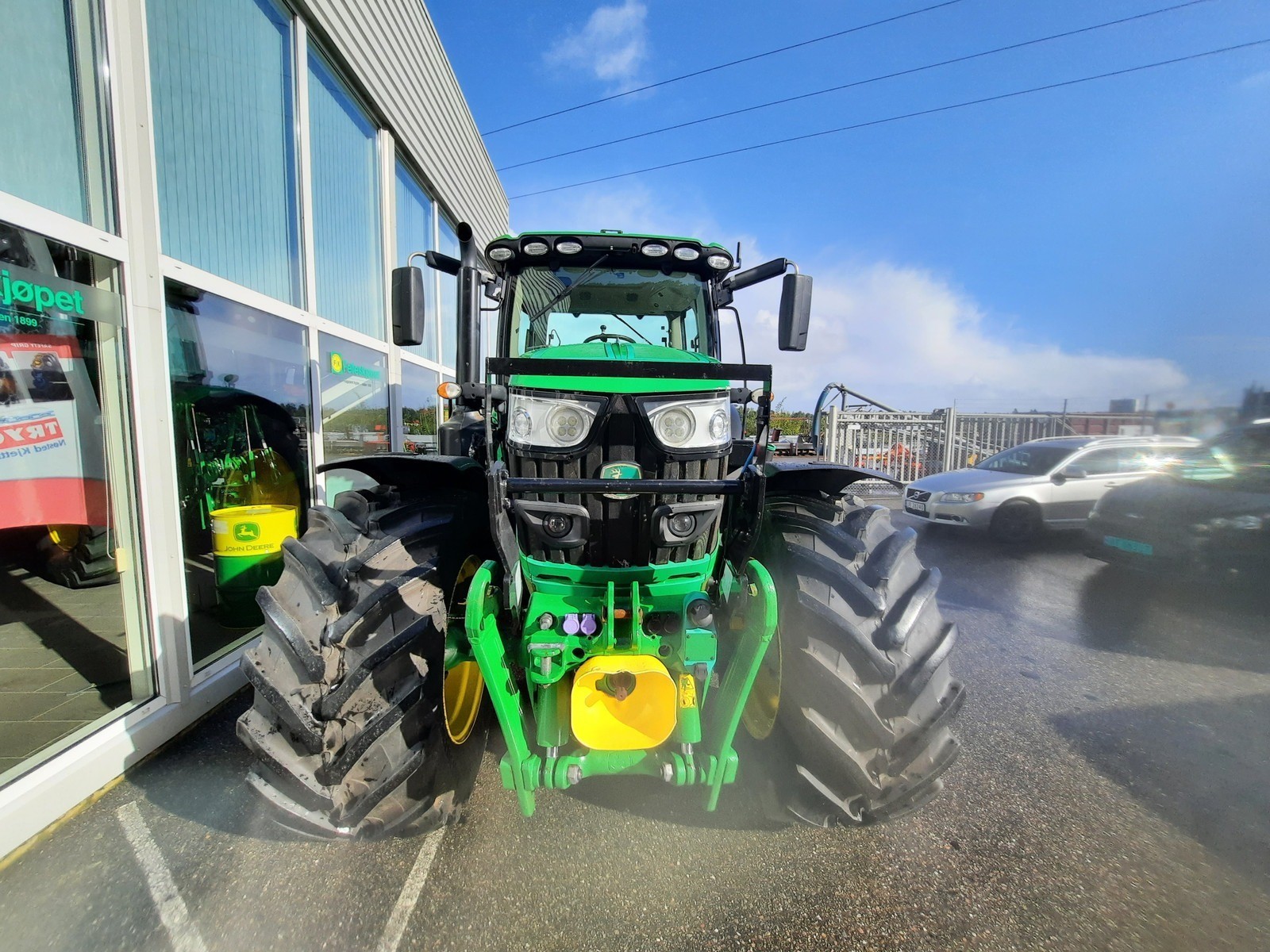 John Deere 6155R