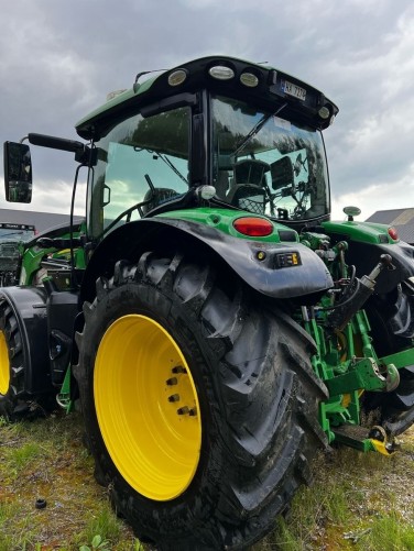 John Deere 6130R