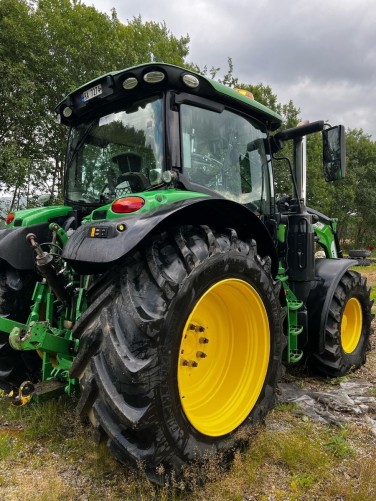 John Deere 6130R