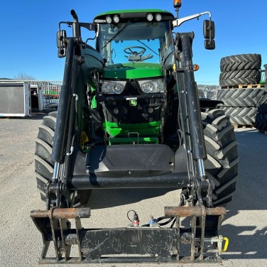 John Deere 6120M