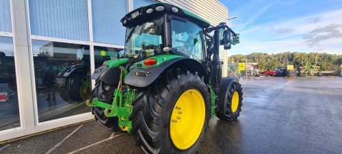 John Deere 6130R