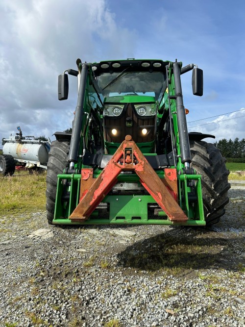 John Deere 6130R