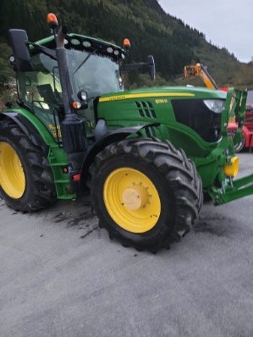 John Deere 6155R