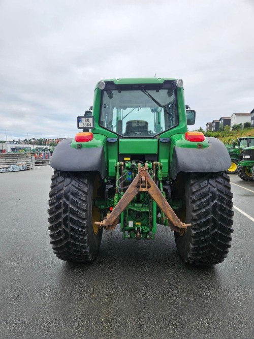 John Deere 6630