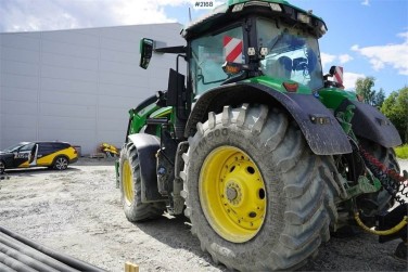 John Deere 7R 350