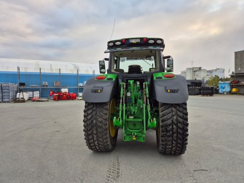 John Deere 6215R Premium