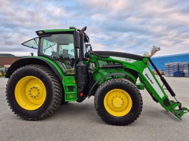 John Deere 6215R Premium