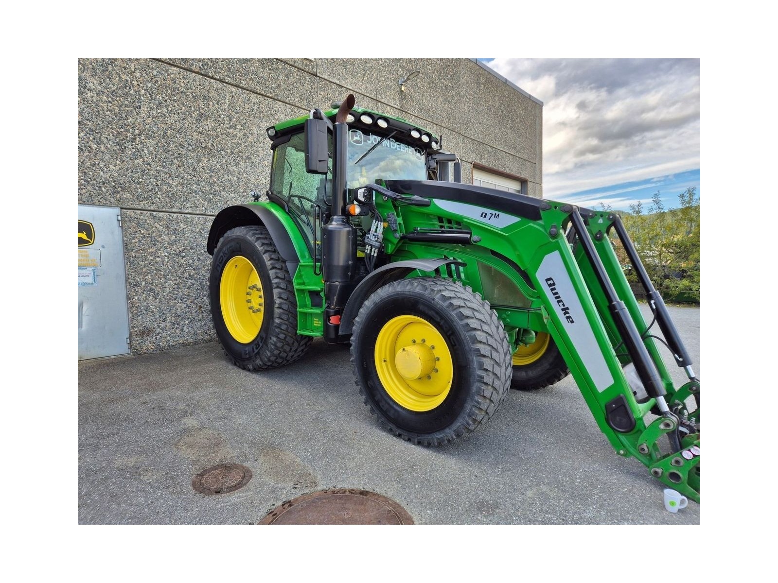 John Deere 6215R Premium