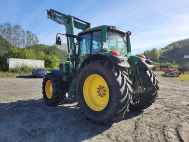 John Deere 6930