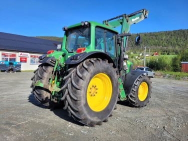 John Deere 6930