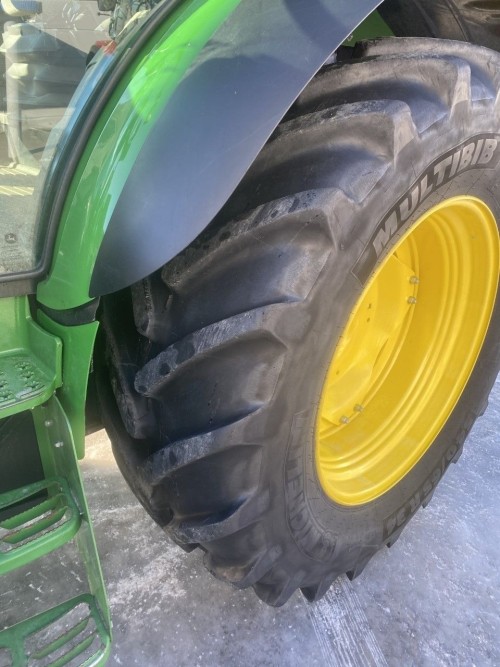 John Deere 5125R