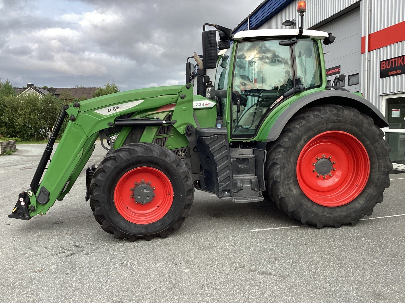 Fendt 724 profi plus